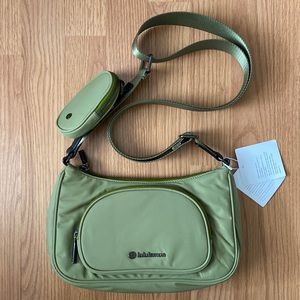❤️ Lululemon Crossbody with Nano Pouch 2L Bronze Green NWT